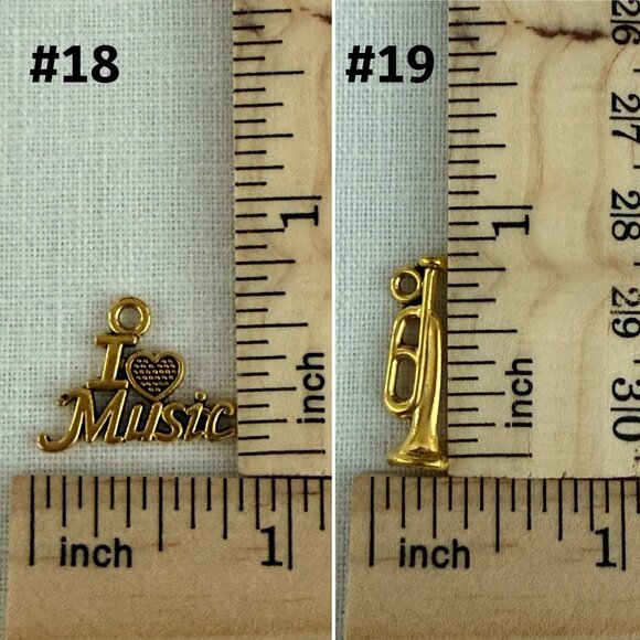 Gold Tone Music Charms Collection Set of 7 Miniature Melodies Metal Instruments - Picture 8 of 9